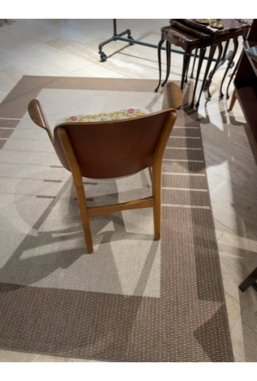 Stol af "Hans Olsen" design